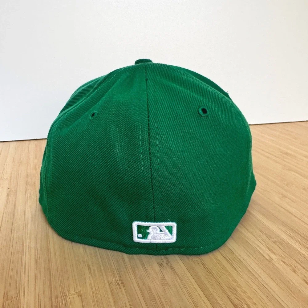 New Era 59FIFTY New York Yankees MLB Fitted Hat Green White Size 7 55.8cm